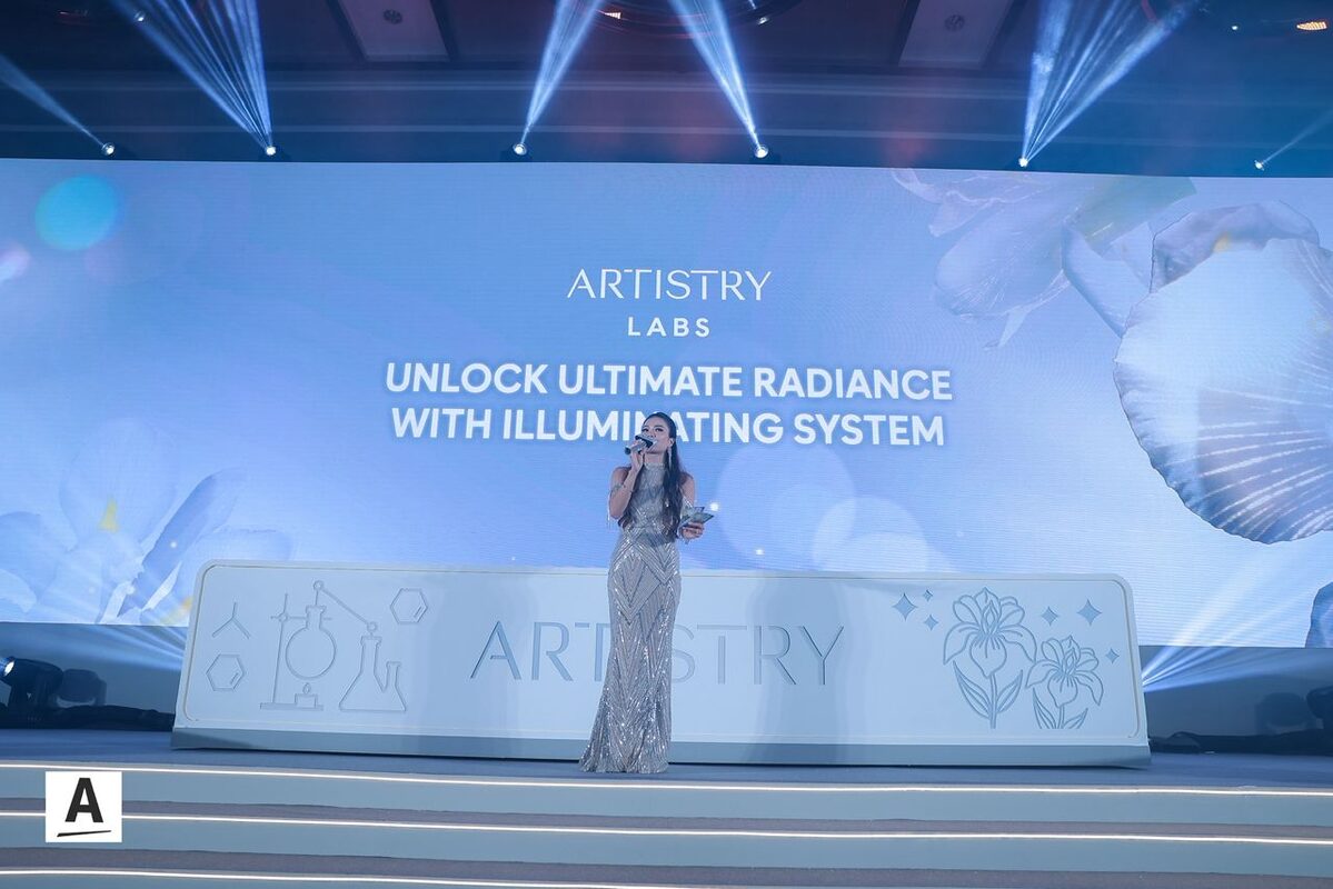 Tincy Tan hosting the Artistry Labs launch